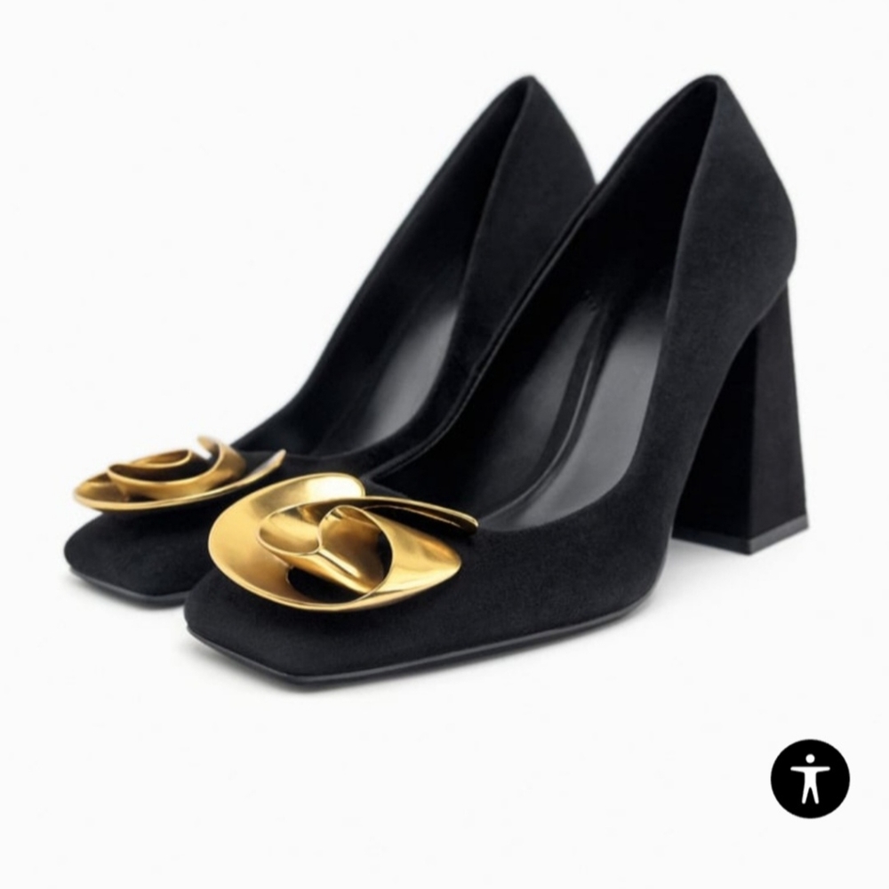 SOLD!!!! Zara metal flower suede shoes